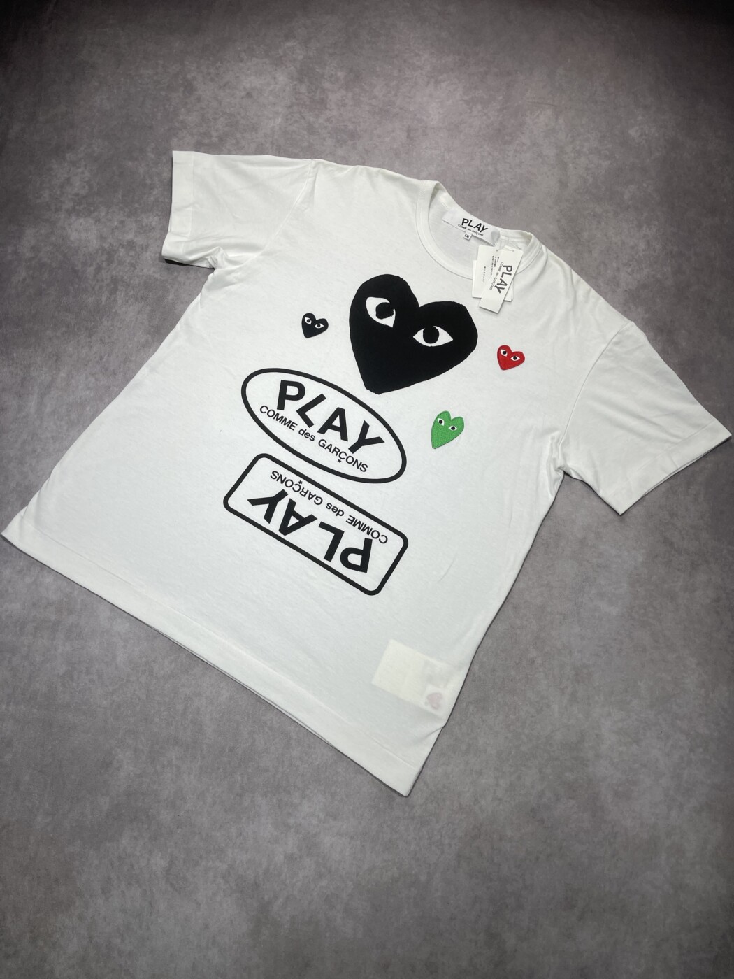 img_2668 Camiseta Play Comme des Garcons Estampado Gráfico - Image 1