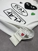 Camiseta Play Comme des Garcons Estampado Gráfico - Image 3