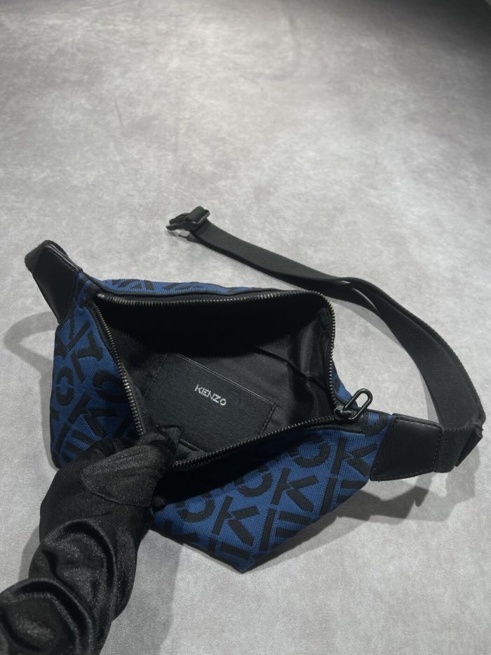 Cangurera Kenzo Con Estampado De Marca - Image 3