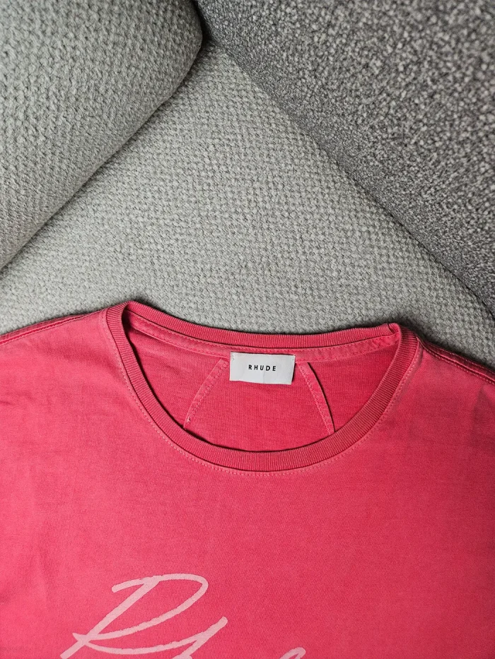 Camiseta Rhude Estampado De Letras - Image 2