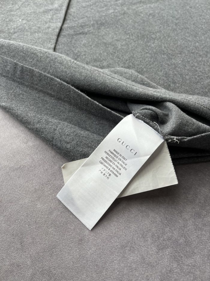 Camibuso Gucci Con Bordado Característico - Image 3