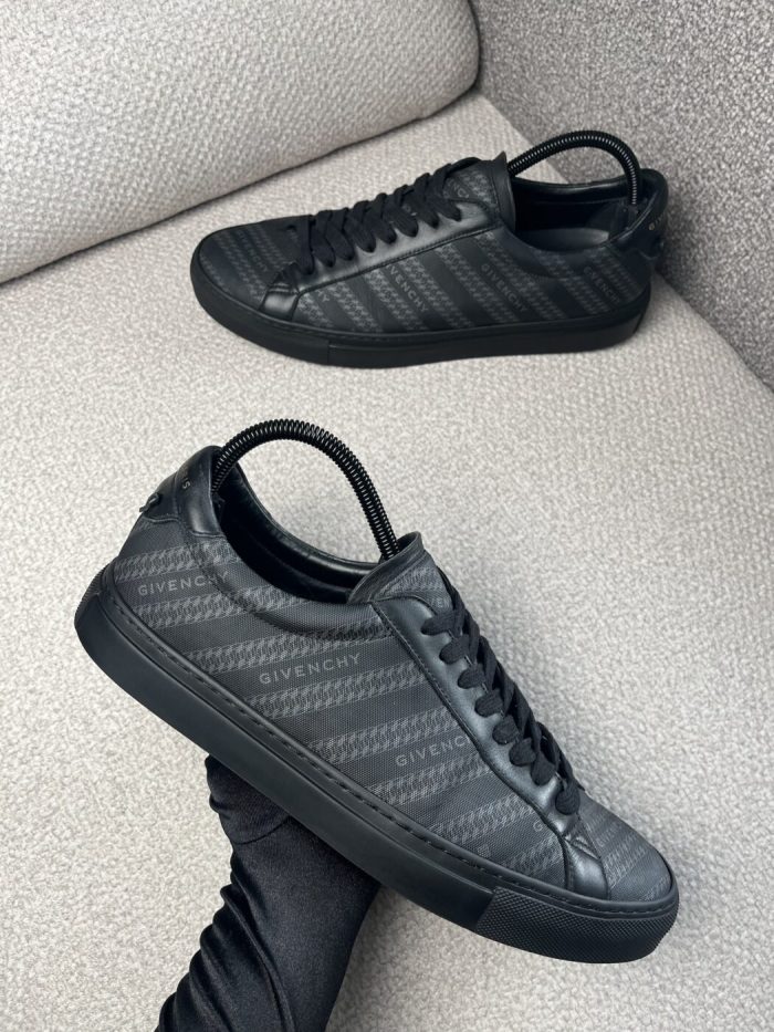 Tenis Givenchy Con Estampado Del Logo - Image 2