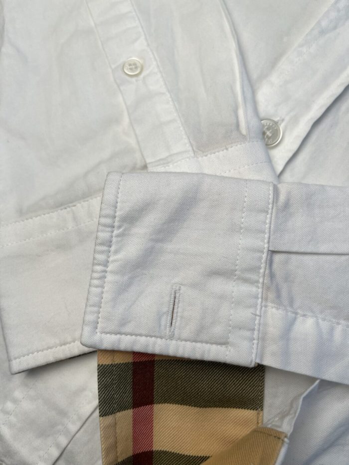 Camisa Burberry Con Logo Bordado - Image 3