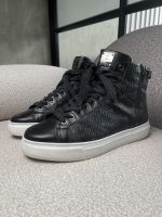 Tenis MCM Diseño Alto
