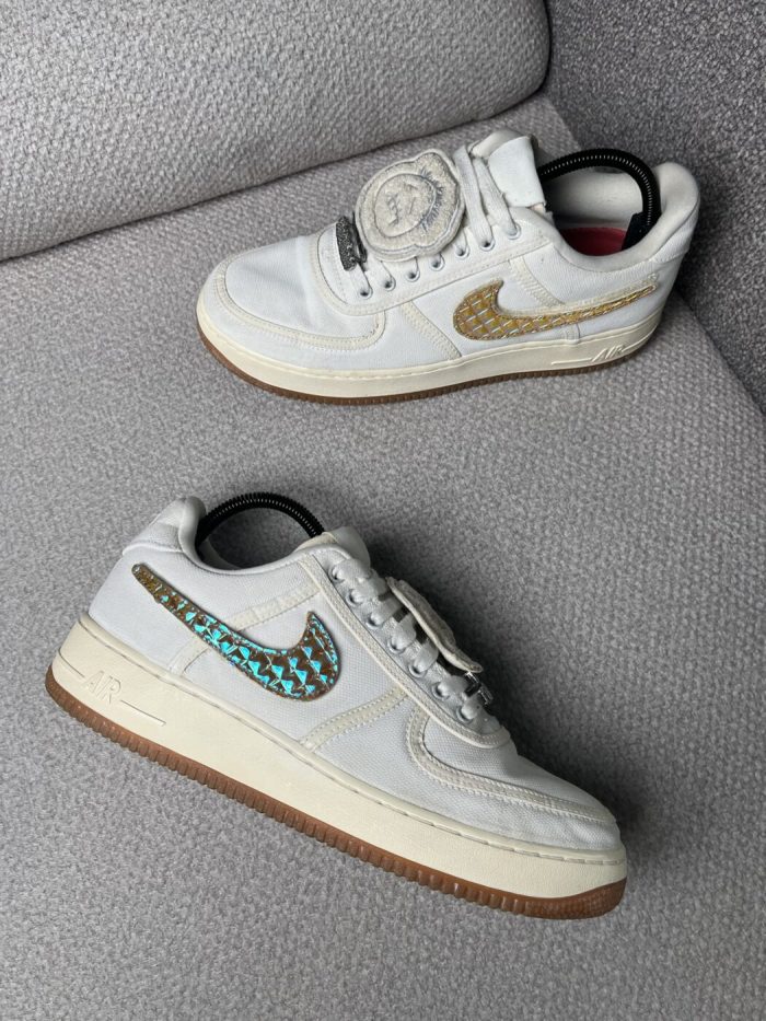 Tenis Nike X Travis Scott - Image 3