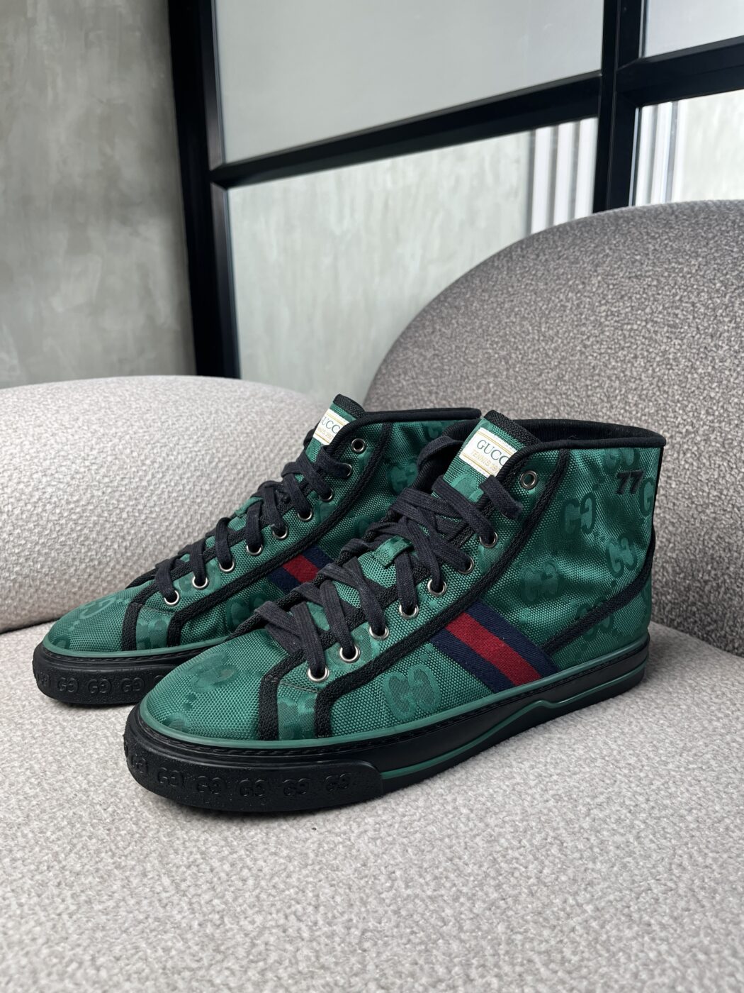 img_4257-2 Tenis Gucci Estampado GG Bota - Image 1