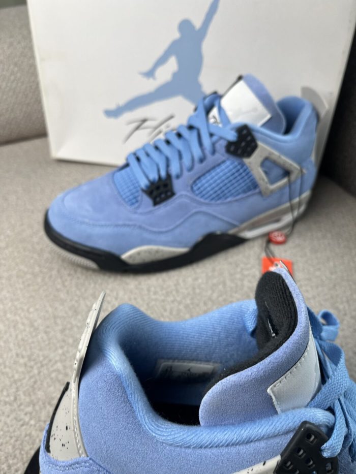 Tenis Nike Air Jordan IV - Image 3