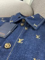 Camisa Louis Vuitton Con Logo Estampado - Image 4