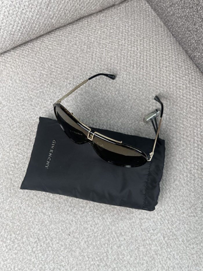 Gafas Givenchy Con Logo - Image 5