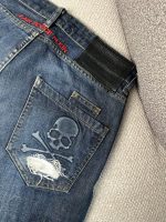 Bermuda de mezclilla Philipp Plein en azul desgastado - Image 4