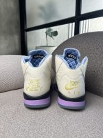 Tenis Air Jordan 5 en cuero blanca - Image 3