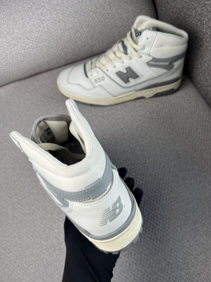 Tenis New Balance 650 en cuero blanca - Image 3