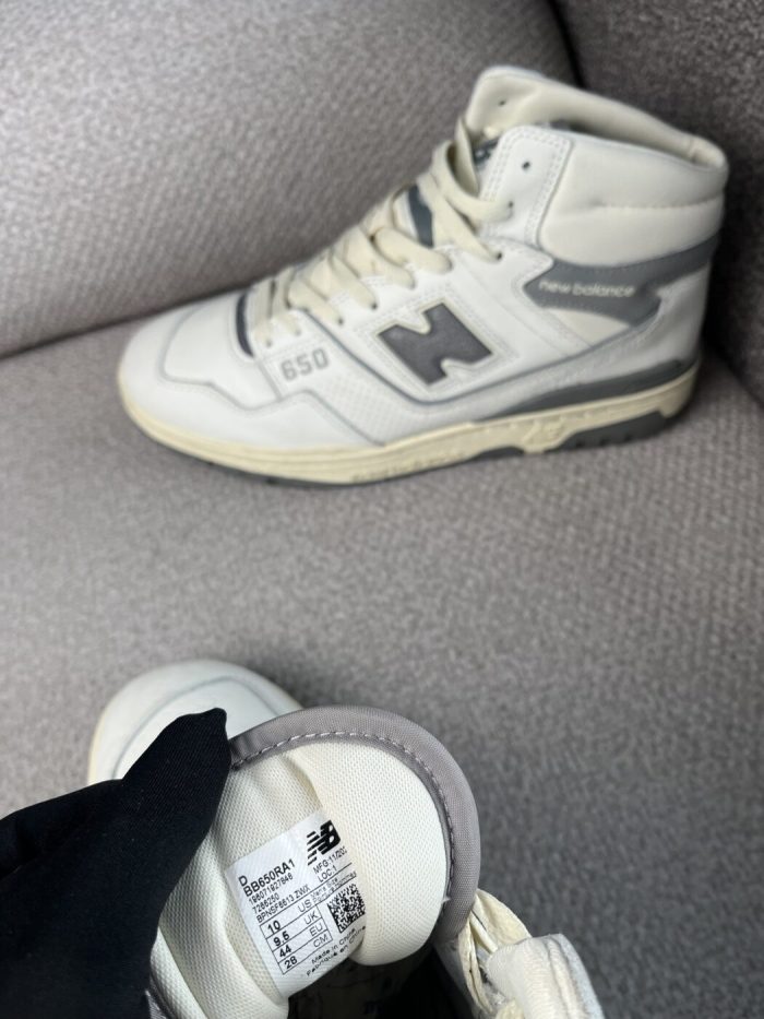 Tenis New Balance 650 en cuero blanca - Image 6
