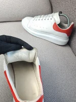 Tenis Alexander McQueen Oversized en piel blanca - Image 6