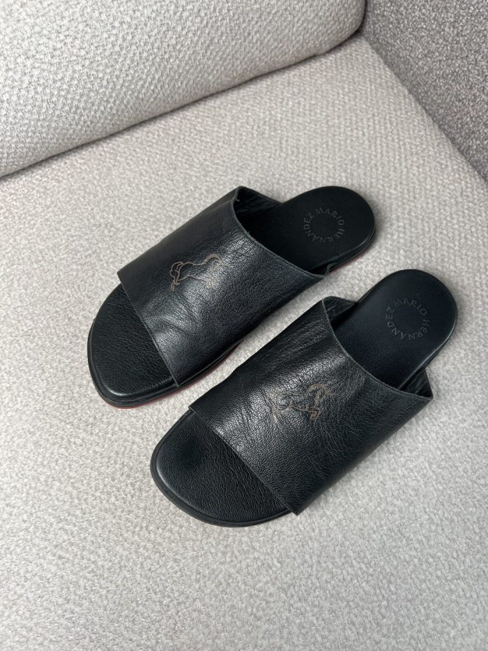 Sandalias Mario Hernández En Piel Negra - Image 3