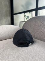 Gorra Burberry Con Logo - Image 6