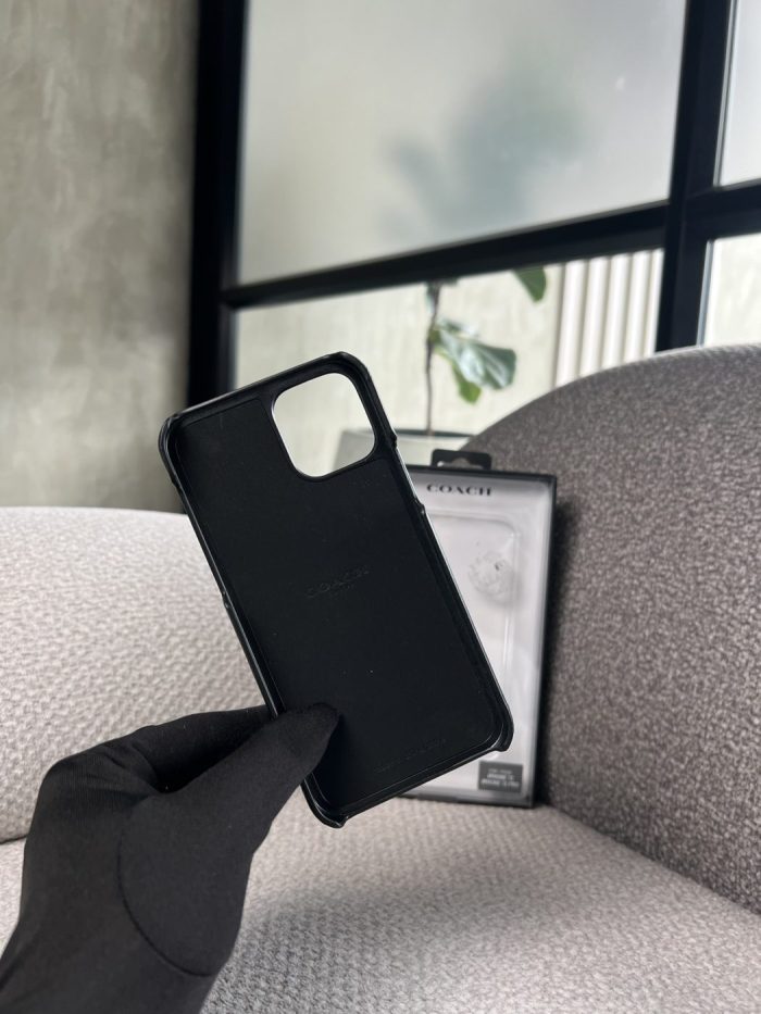 Forro Celular Coach, IPhone 12/13 Pro - Image 2