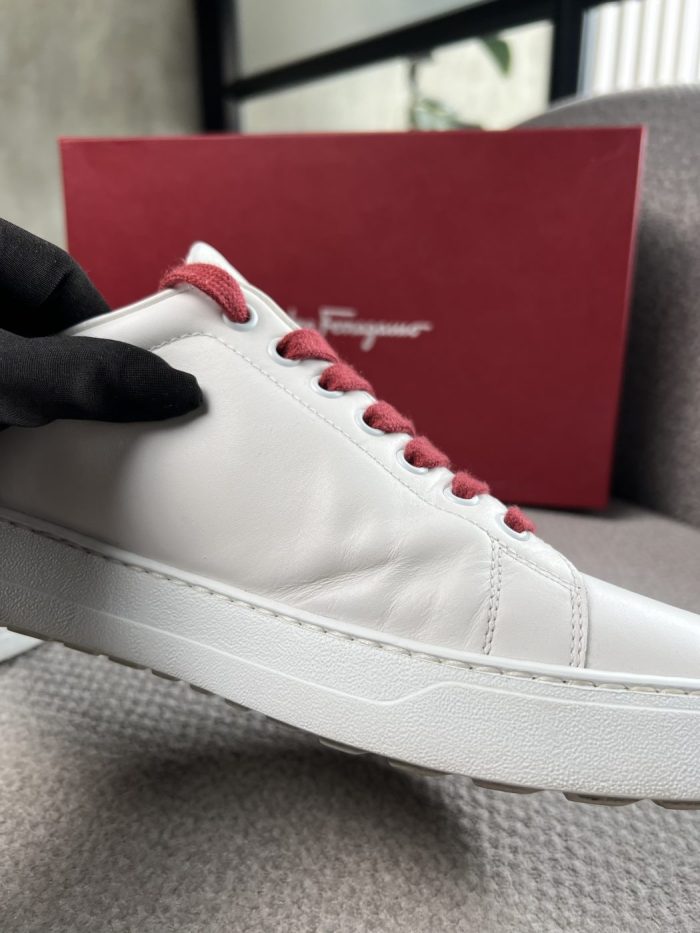 Tenis Salvatore Ferragamo Con Logo Lateral - Image 8