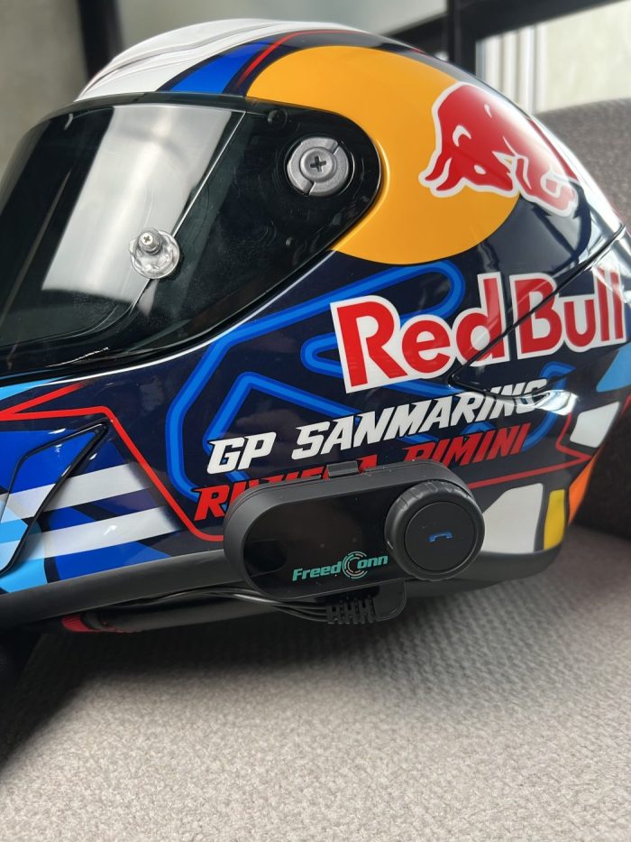 Casco HJC Moto Red Bull - Image 3