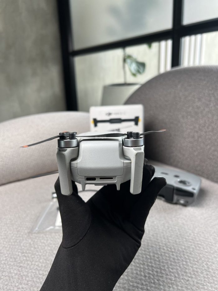 Dron DJI Mini 2 SE - Image 4