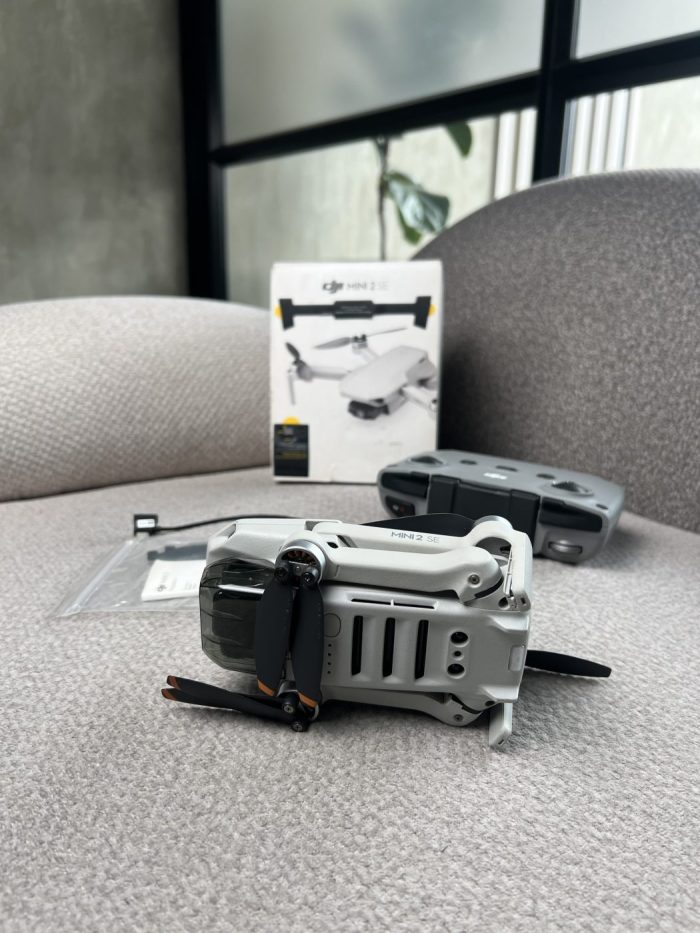 Dron DJI Mini 2 SE - Image 3