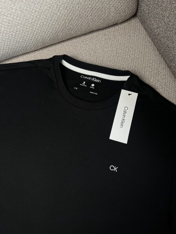 Camiseta Calvin Klein - Image 2