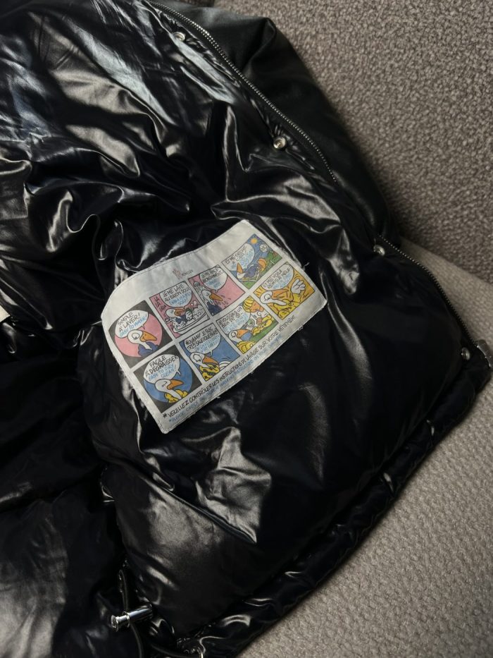 Chaqueta Moncler con Logo - Image 6