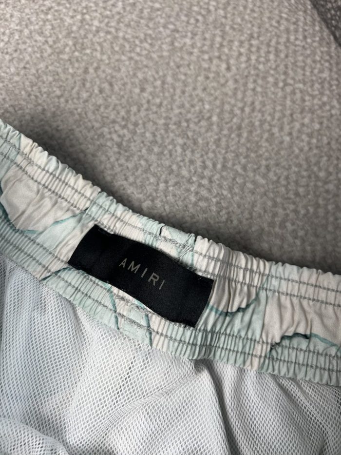 Bermuda Amiri Con Logo - Image 3