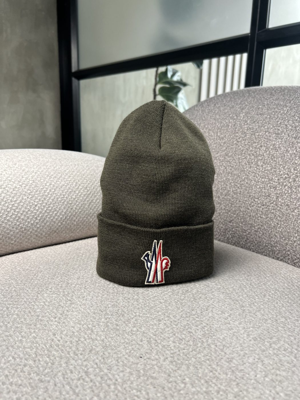 img_4540-3 Gorro Moncler Con Logo - Image 1