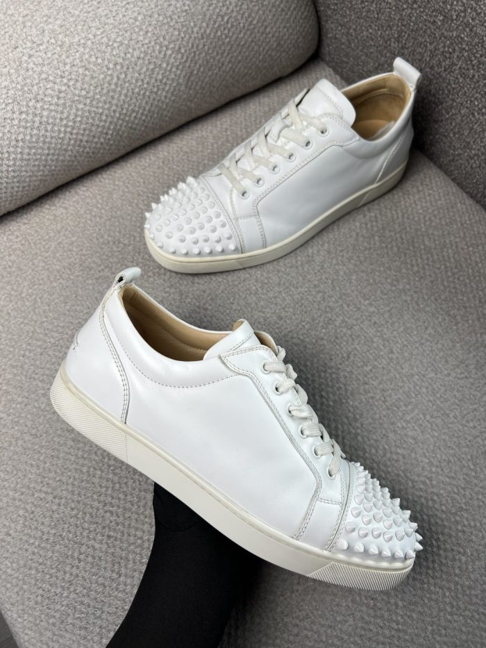 Tenis Christian Louboutin Con Picas - Image 3