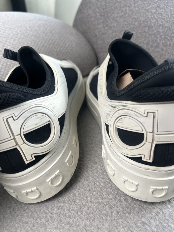 Tenis Salvatore Ferragamo Con Logo - Image 7
