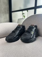 Tenis Fendi Flow