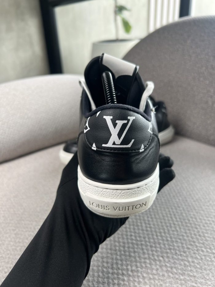 Tenis Louis Vuitton Con Logo Lateral - Image 3