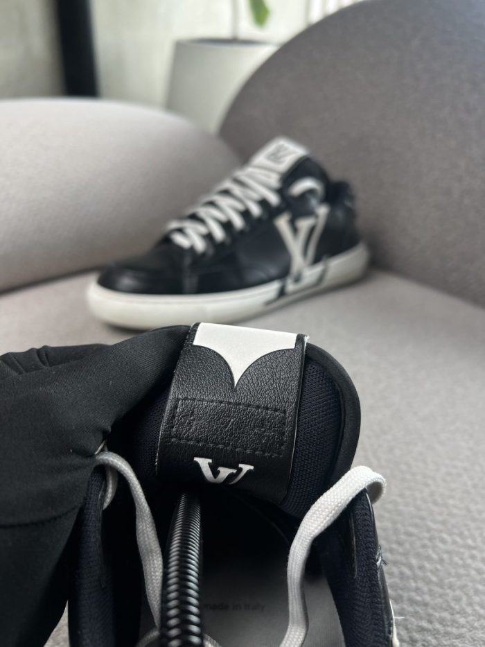 Tenis Louis Vuitton Con Logo Lateral - Image 4