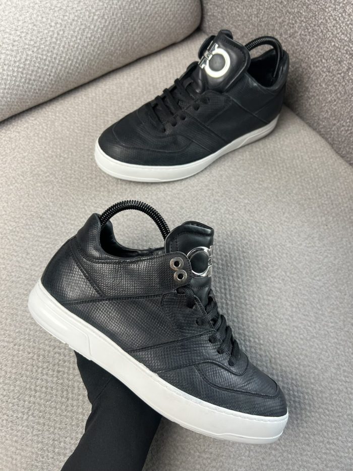 Tenis Salvatore Ferragamo En Bota - Image 2