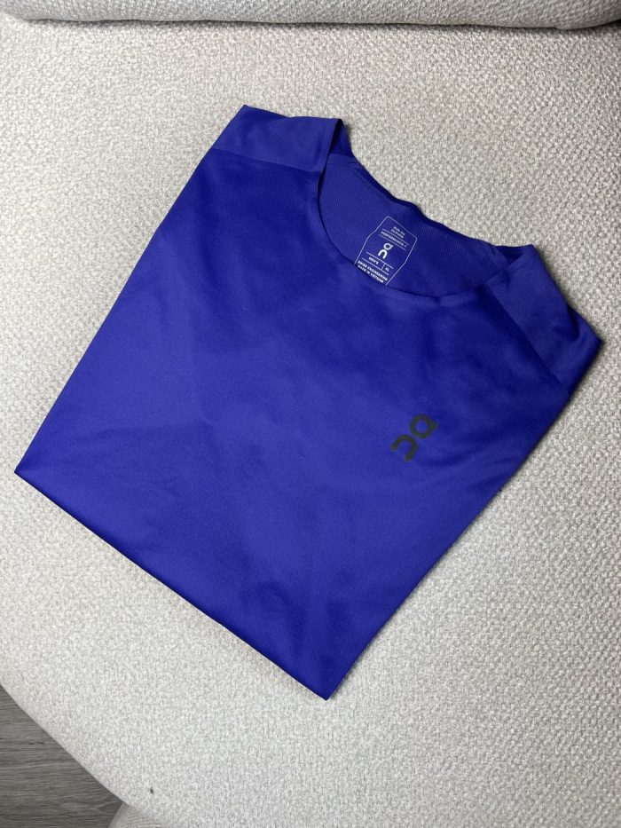 Camiseta On Deportiva Con Logo - Image 5