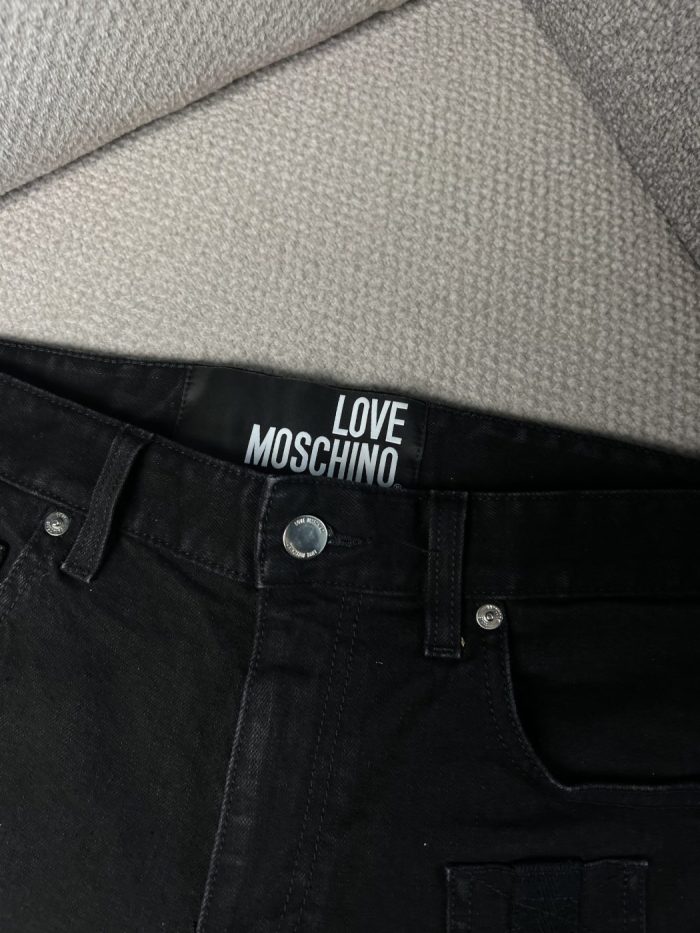Bermuda Moschino - Image 2