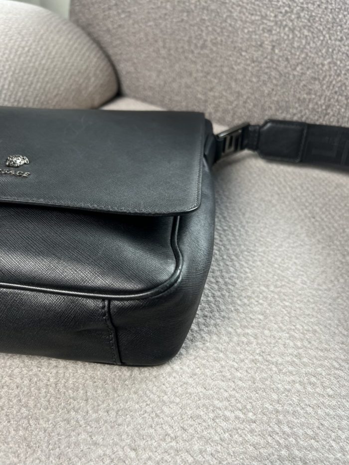 Bolso Versace Estilo Mensajero - Image 6