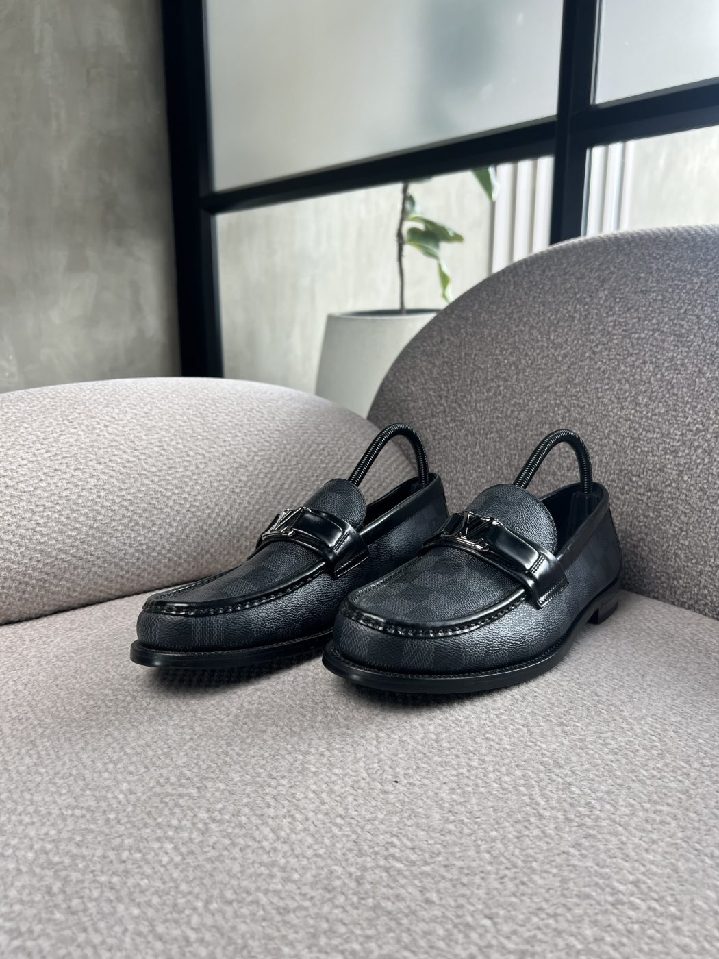 img_0432 Mocasines Louis Vuitton Damier Graphite - Image 1
