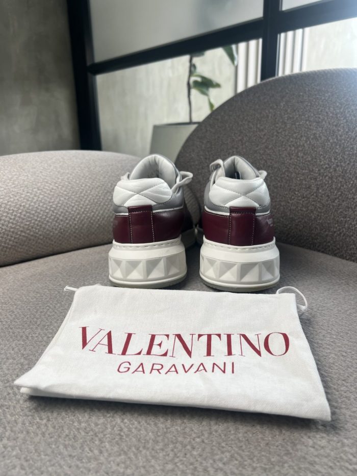 Tenis Valentino Con Logo - Image 7