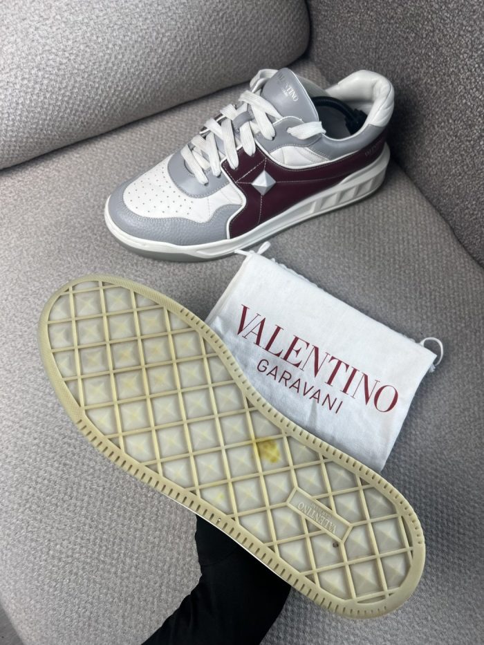Tenis Valentino Con Logo - Image 6