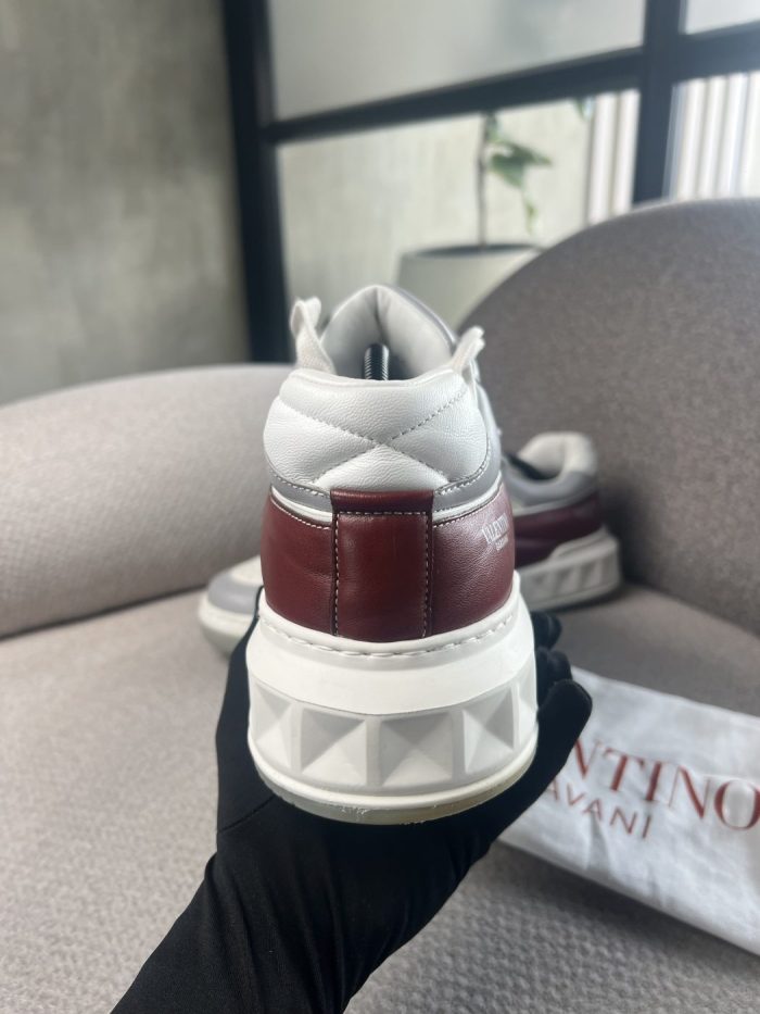 Tenis Valentino Con Logo - Image 4