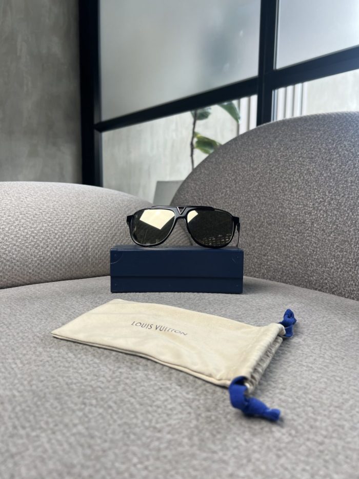Gafas Louis Vuitton Estilo Aviador - Image 2