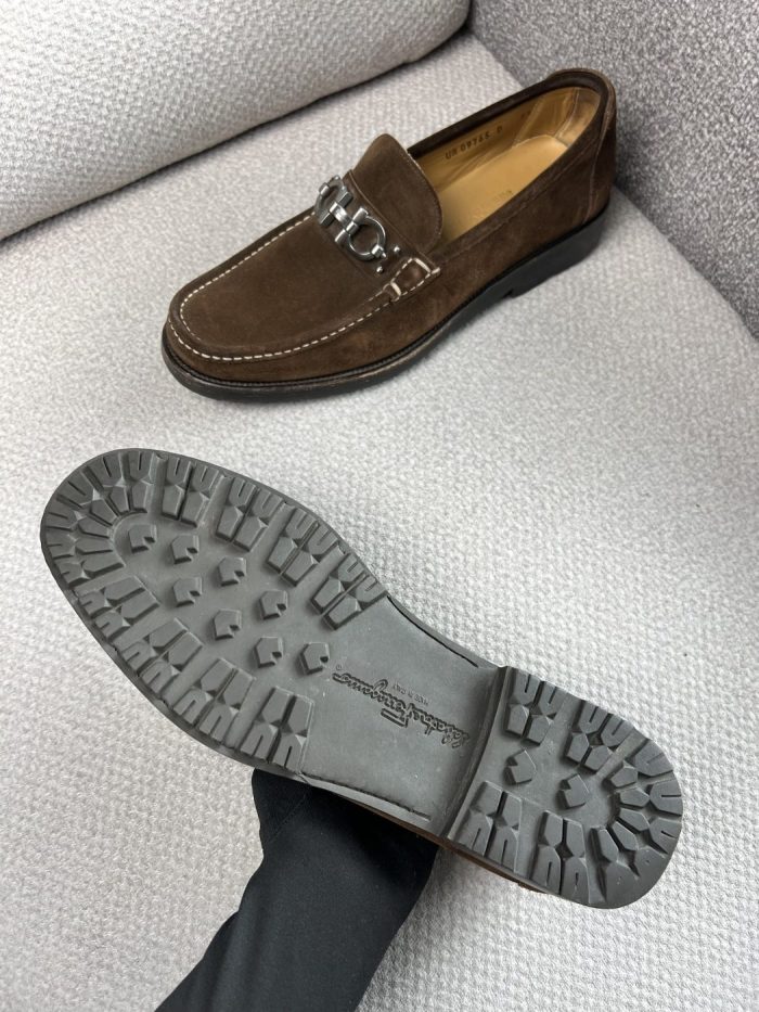 Mocasines Salvatore Ferragamo Con Hebilla Característica - Image 6