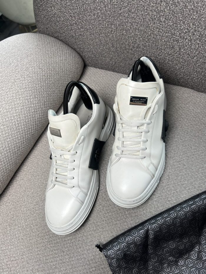 Tenis Philip Plein Con Placa Característica - Image 6
