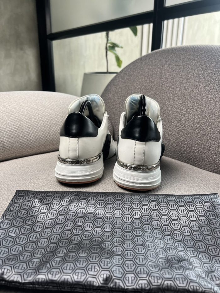 Tenis Philip Plein Con Placa Característica - Image 9