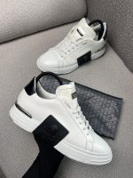 Tenis Philip Plein Con Placa Característica - Image 2