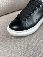Tenis Alexander Mcqueen Con Taches - Image 3
