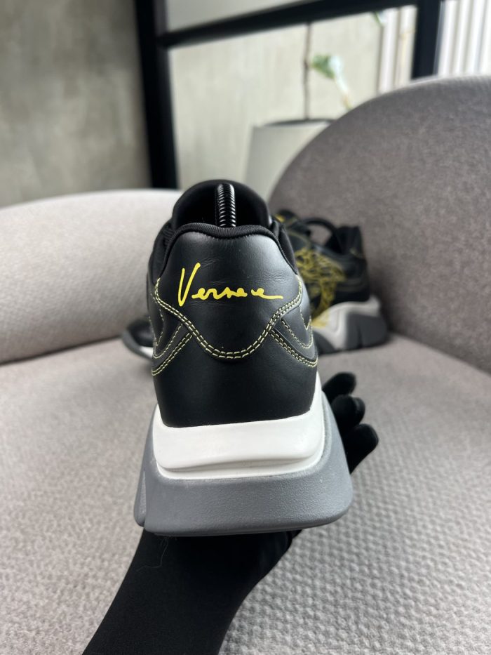 Tenis Versace Con Logo Lateral - Image 3