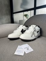 Tenis Off-White Oversize